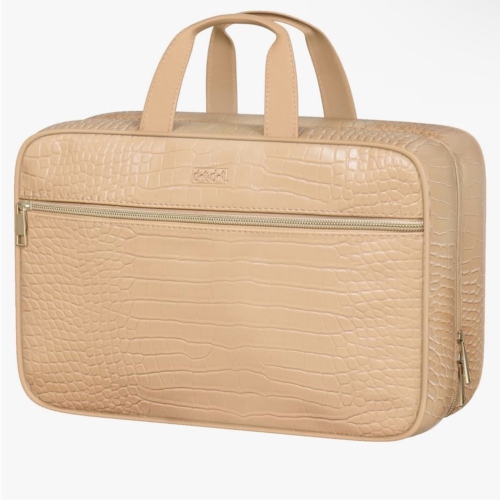 Dot & Dot Beige Croc-Embossed Large 6
Section Hanging Travel/Toiletry Bag BNWT - Picture 4 of 8